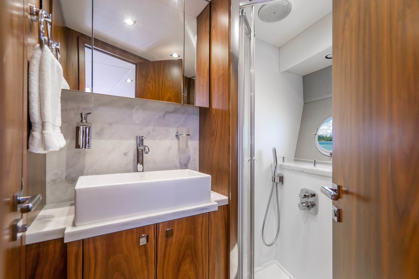 2019 Sunseeker Predator — photo 77