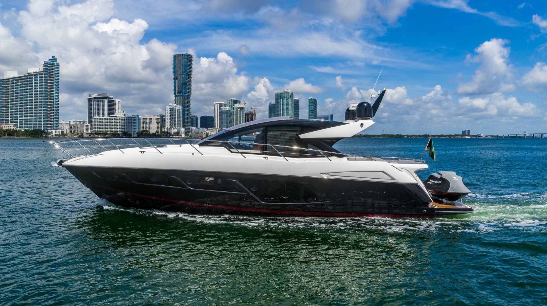 2019 Sunseeker Predator — photo 14