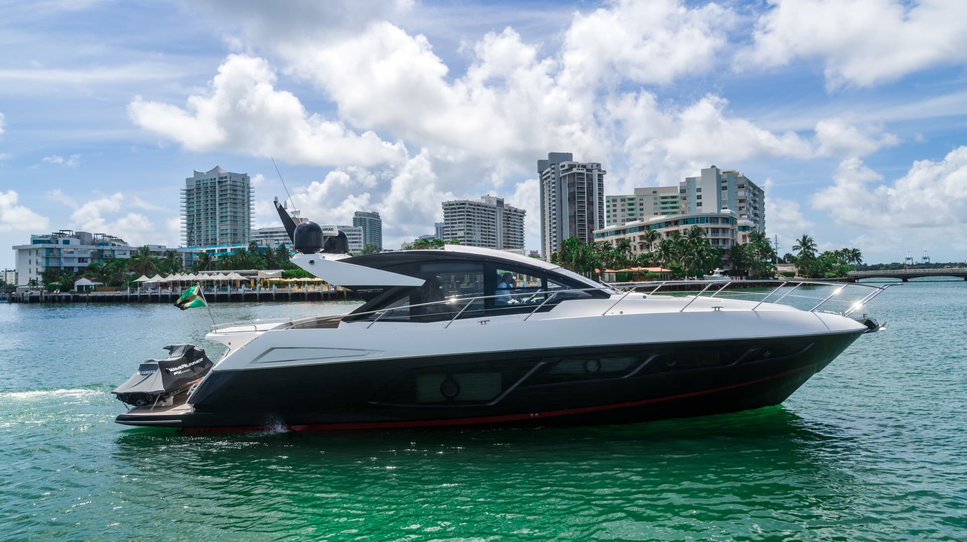 2019 Sunseeker Predator — photo 4