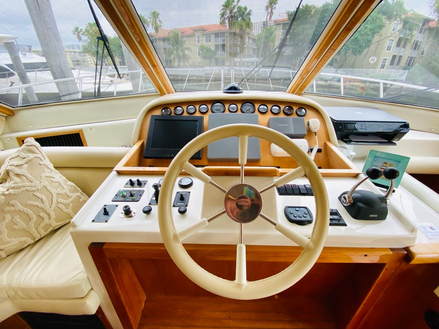 2003 Navigator 5700 Rival — photo 65