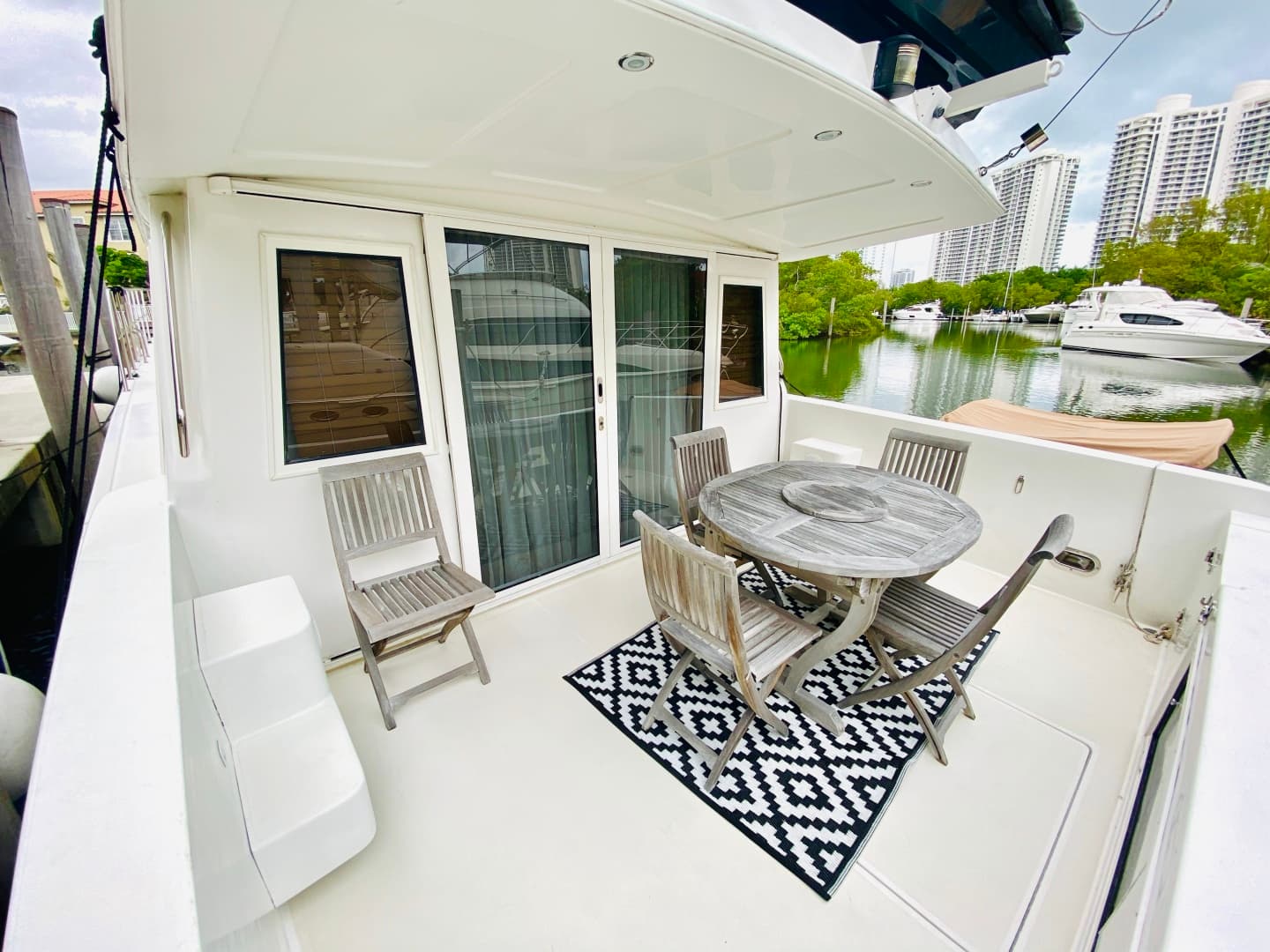 2003 Navigator 5700 Rival — photo 17