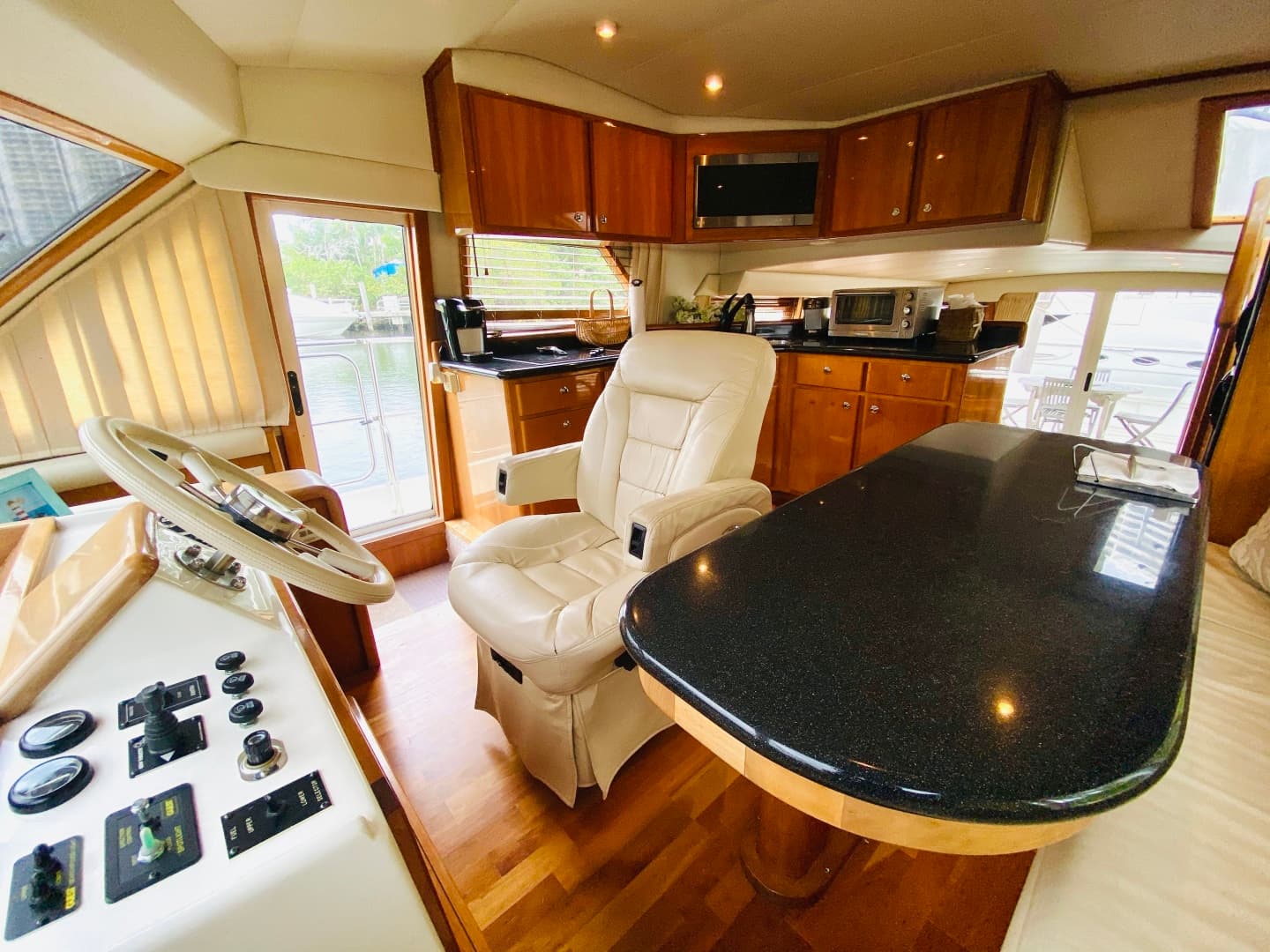 2003 Navigator 5700 Rival — photo 46