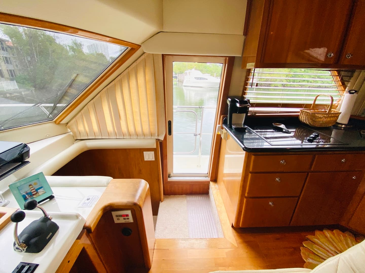 2003 Navigator 5700 Rival — photo 52