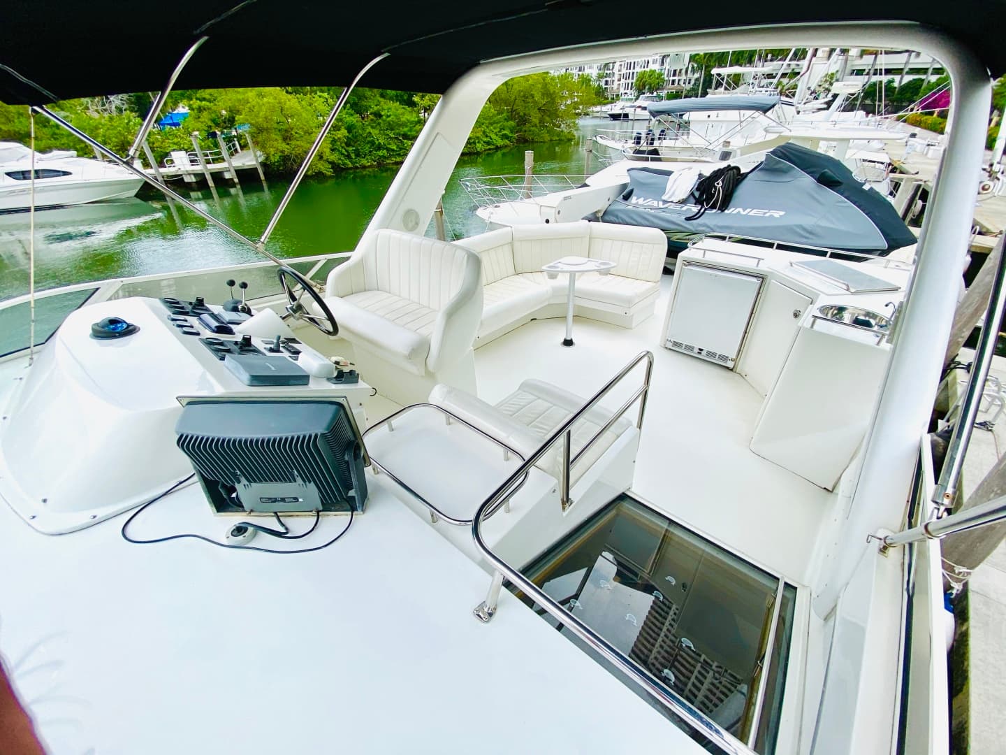 2003 Navigator 5700 Rival — photo 89