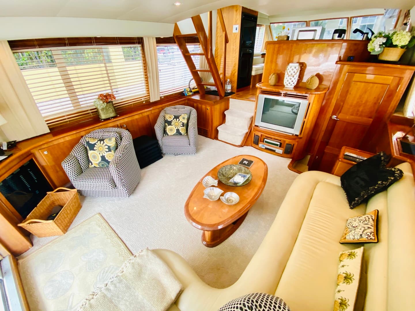 2003 Navigator 5700 Rival — photo 36