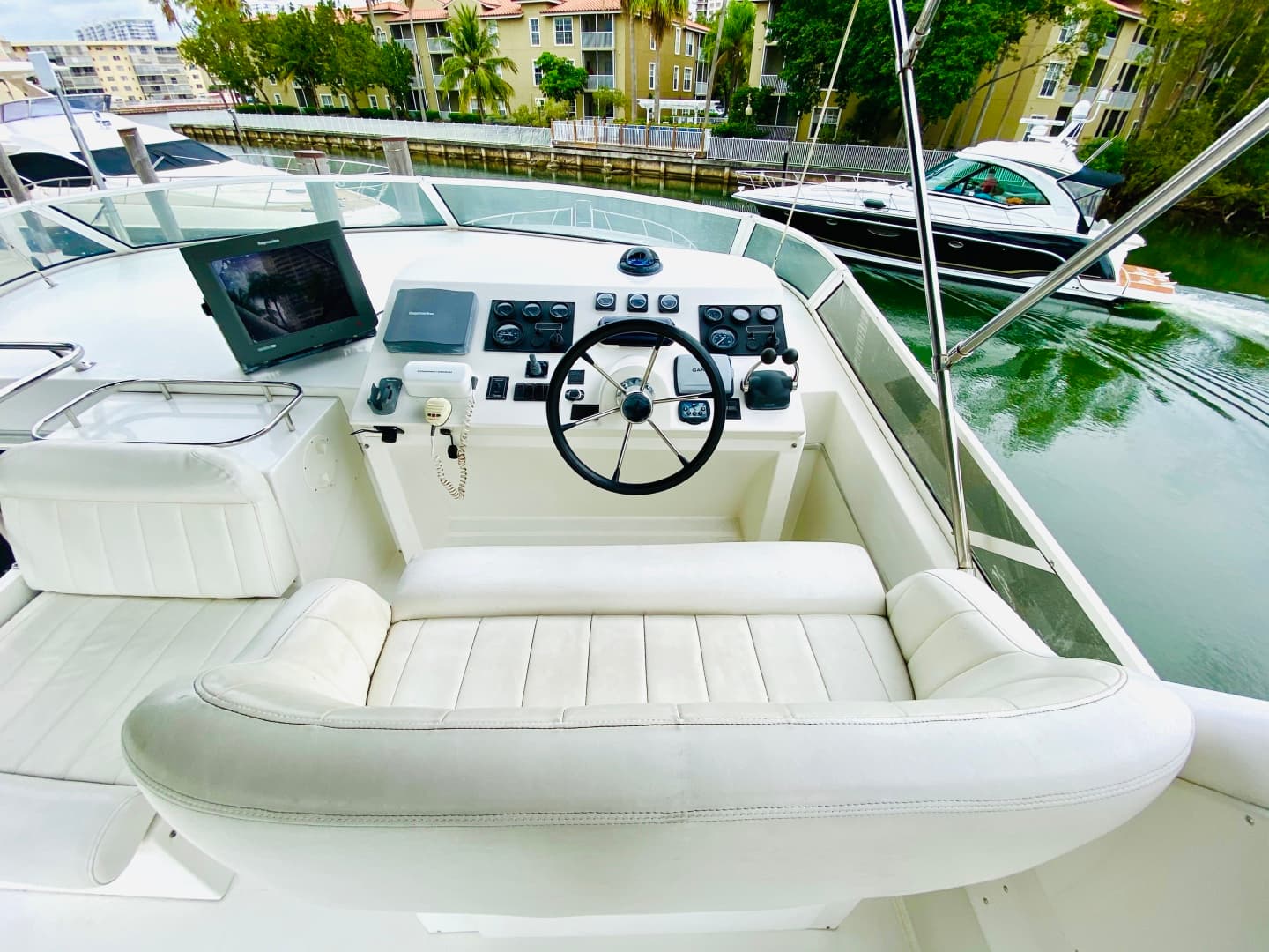 2003 Navigator 5700 Rival — photo 96