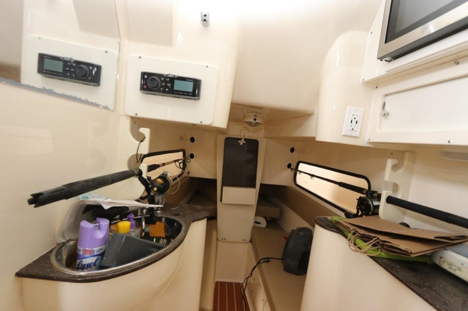 2012 Scout 345 CC — photo 32