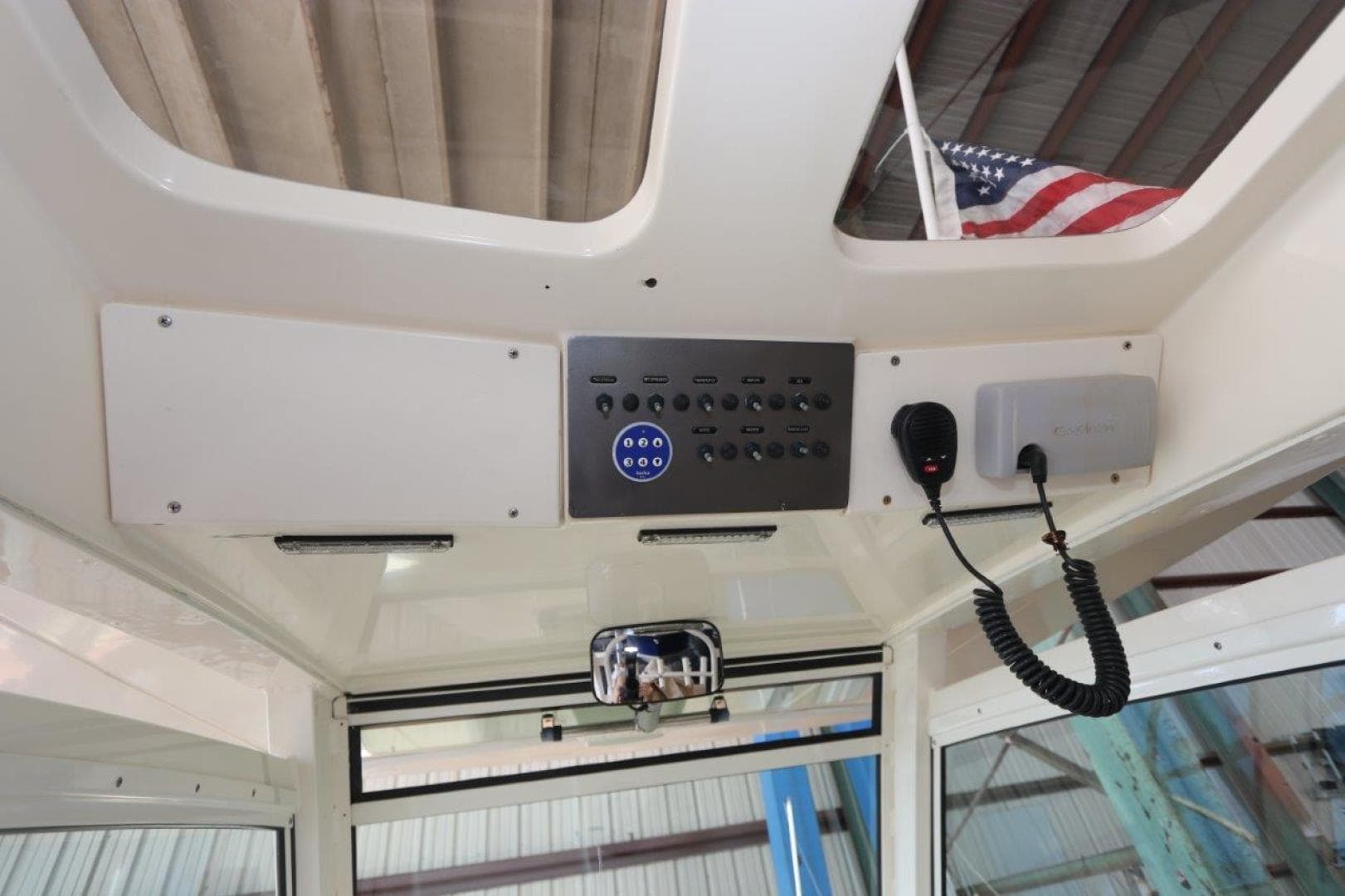 2012 Scout 345 CC — photo 24