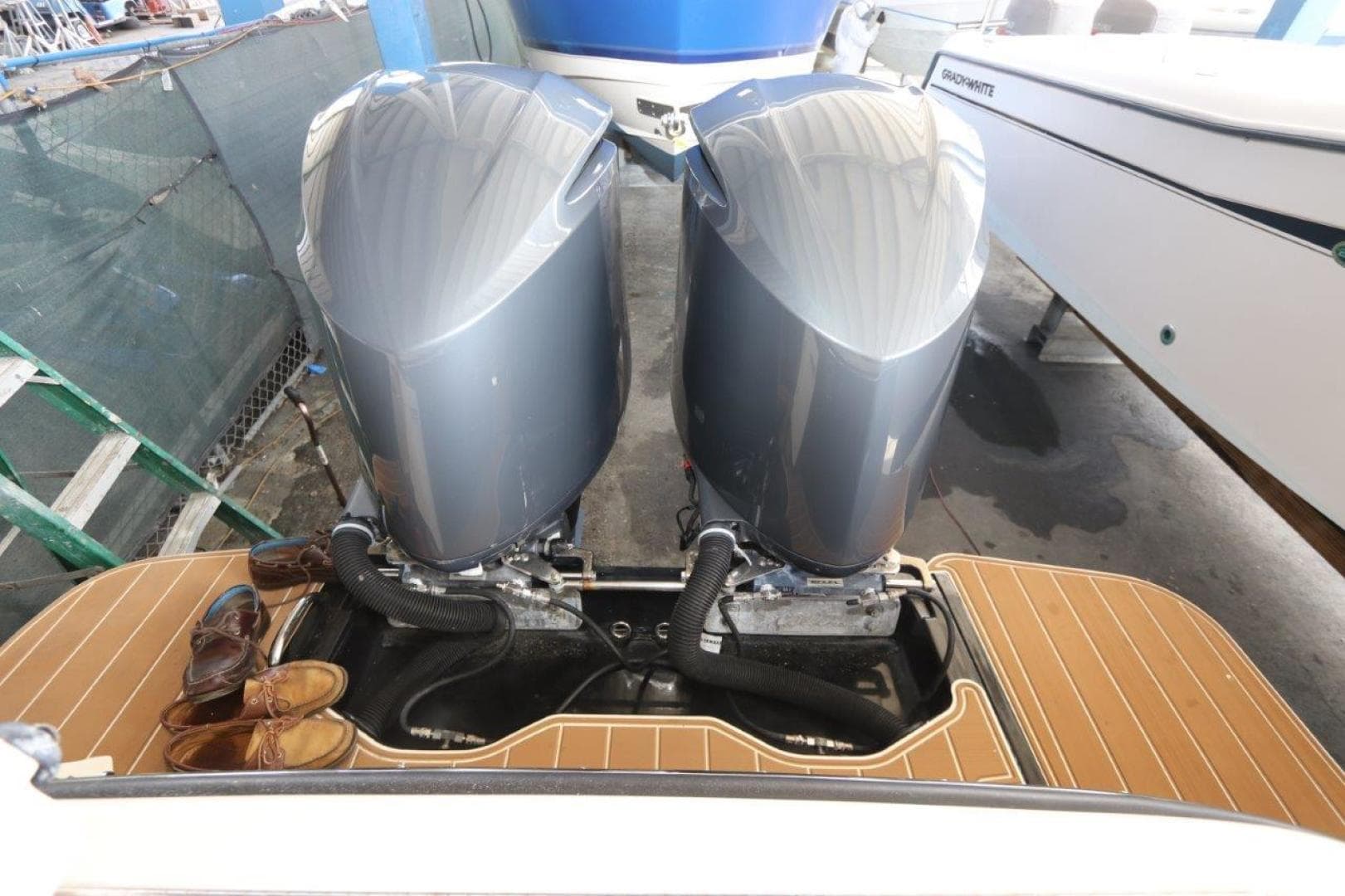 2012 Scout 345 CC — photo 8