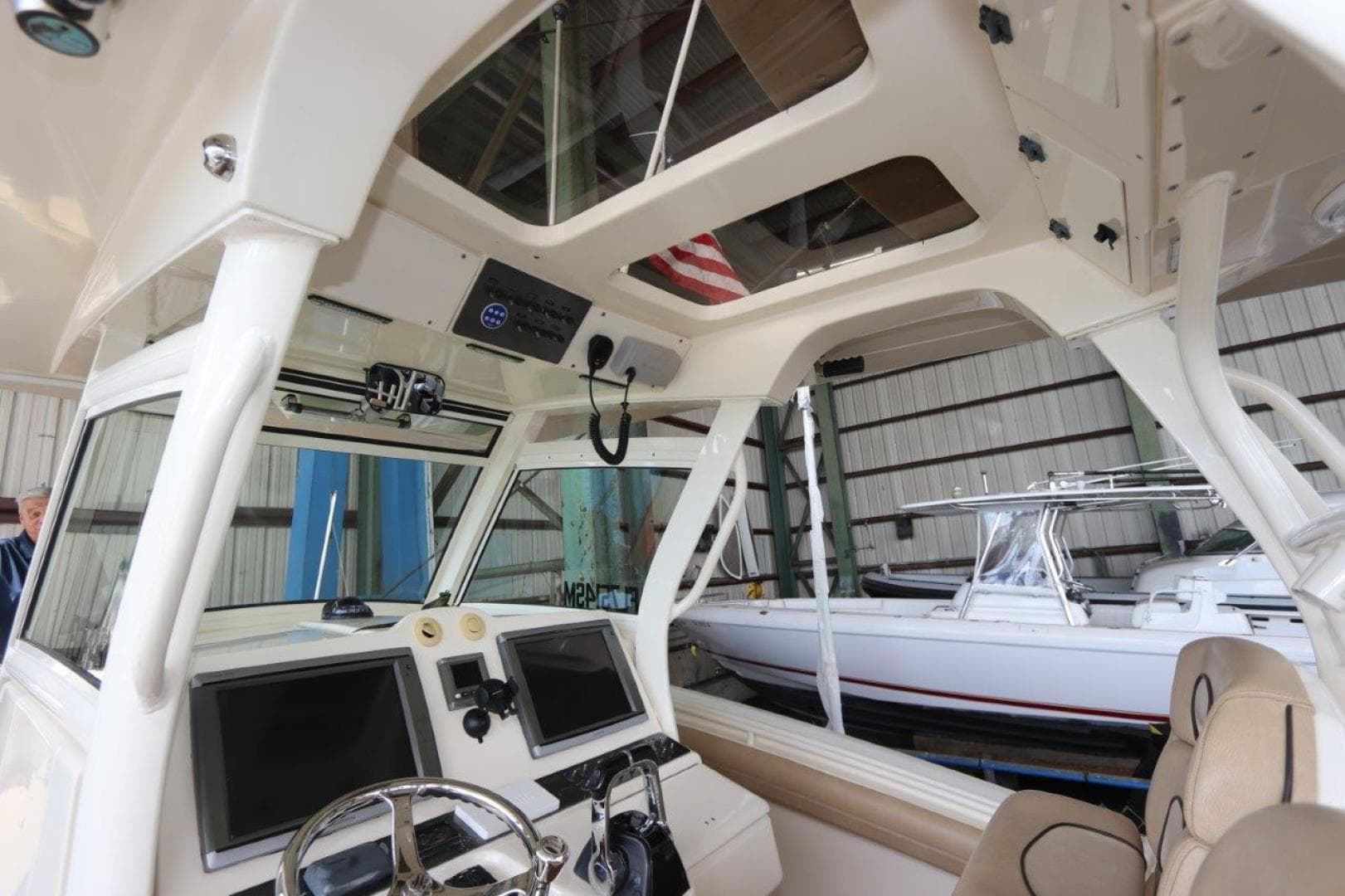 2012 Scout 345 CC — photo 18