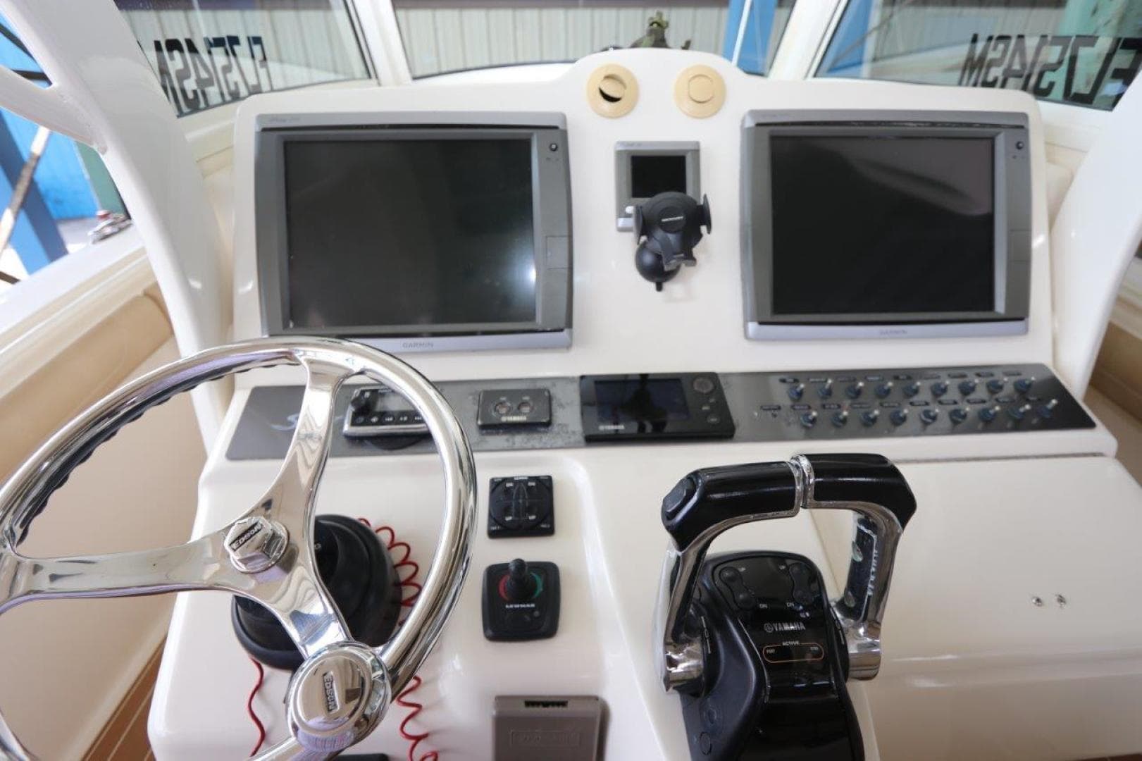 2012 Scout 345 CC — photo 22