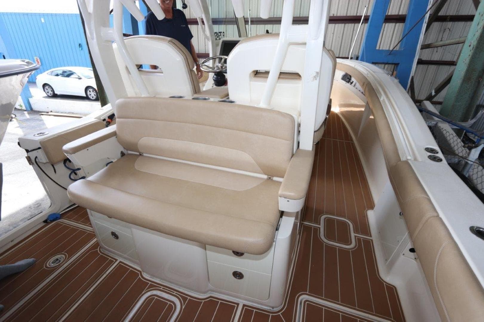 2012 Scout 345 CC — photo 27