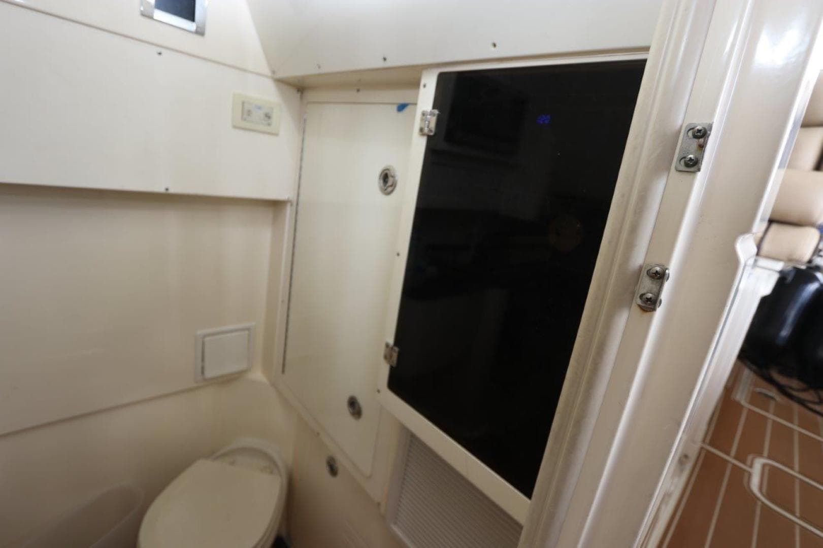 2012 Scout 345 CC — photo 34