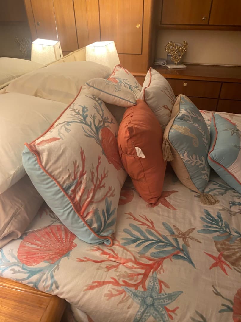 1997 Ocean Yachts Super Sport — photo 17