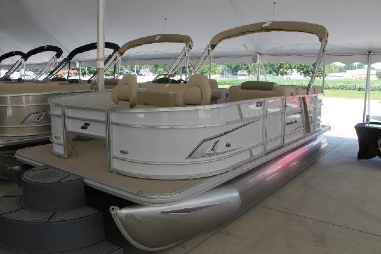 2025 Starcraft EX 18 — photo 17