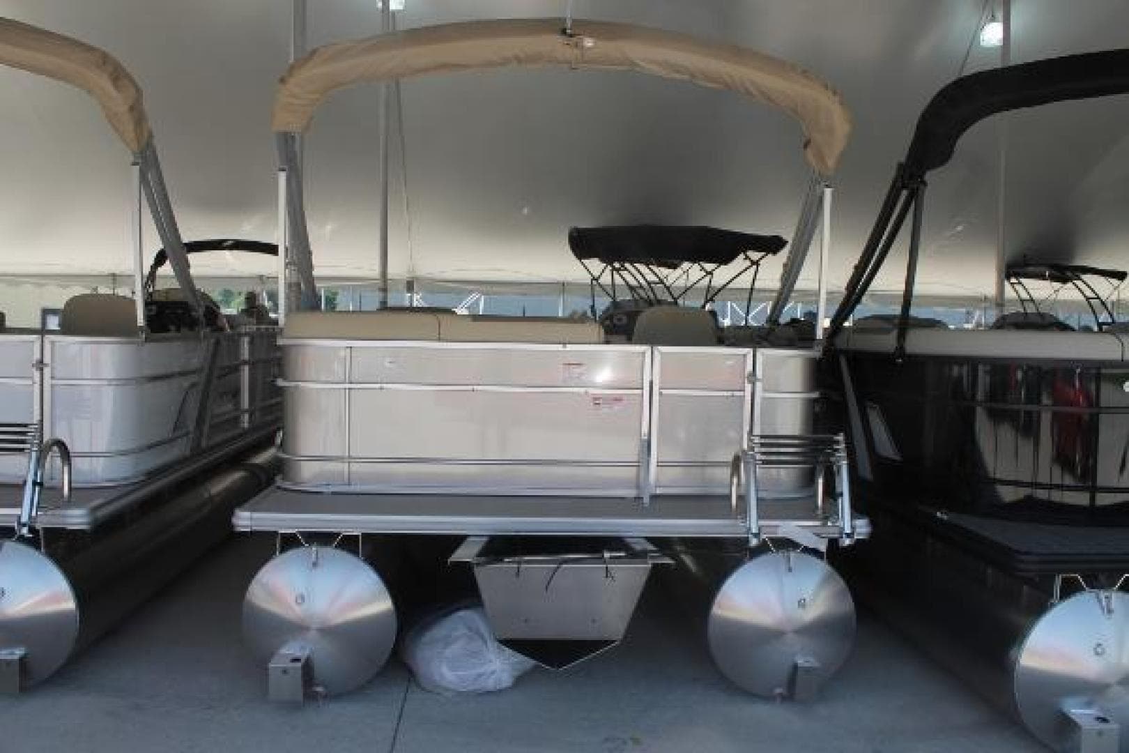 2025 Starcraft EX 18 — photo 7