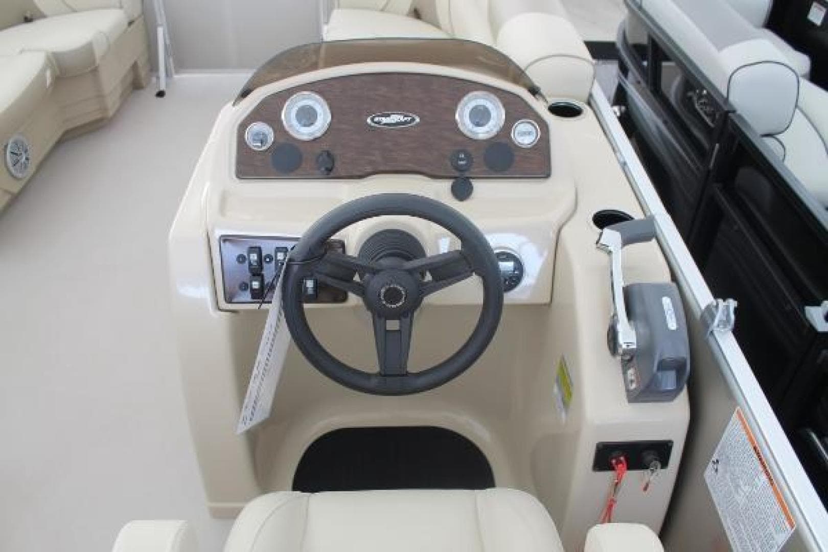 2025 Starcraft EX 18 — photo 11