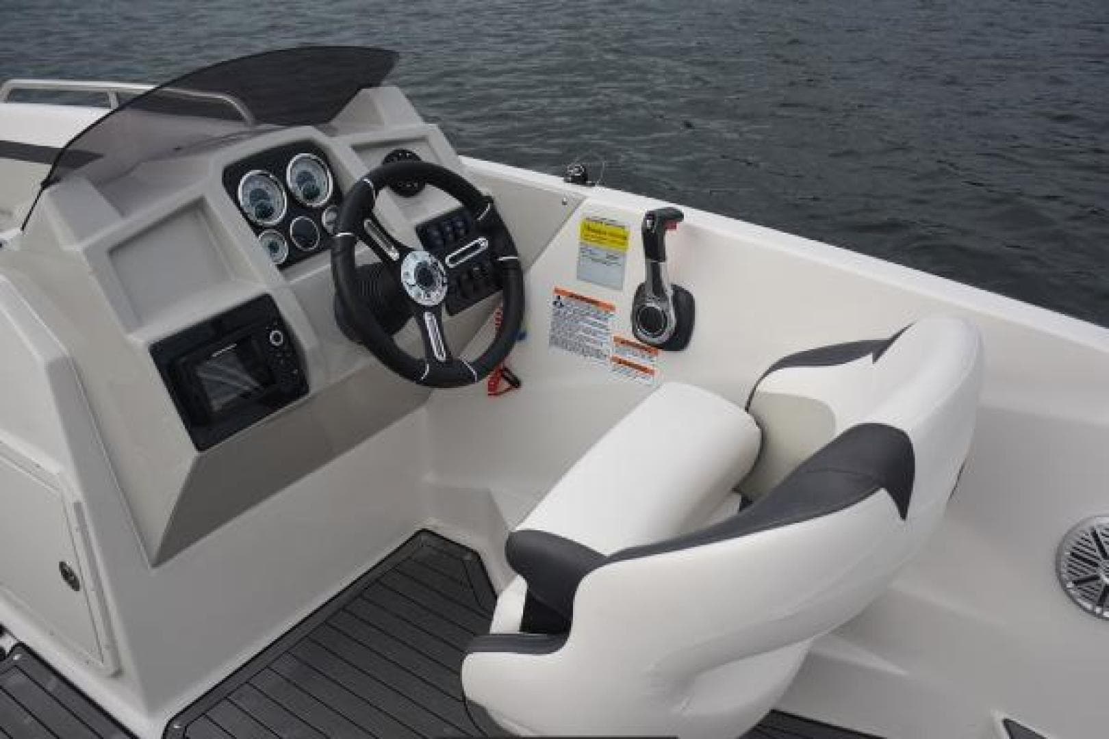 2025 Starcraft 211 Svx — photo 9