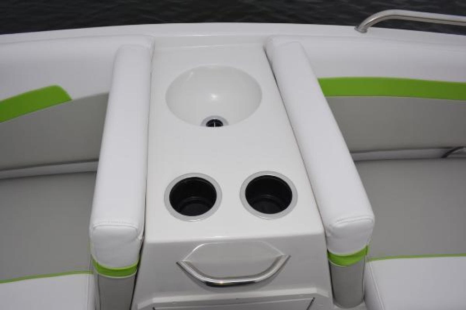 2022 Starcraft 191 Svx — photo 13