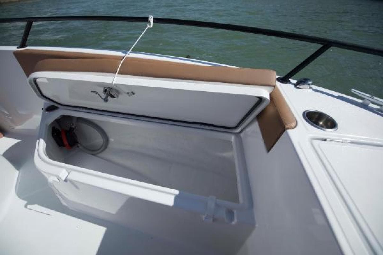 2026 Beneteau Flyer 8 Spacedeck — photo 13