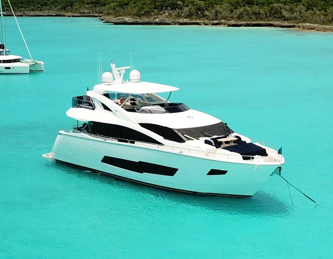 2019 Sunseeker 86 Yacht — photo 3