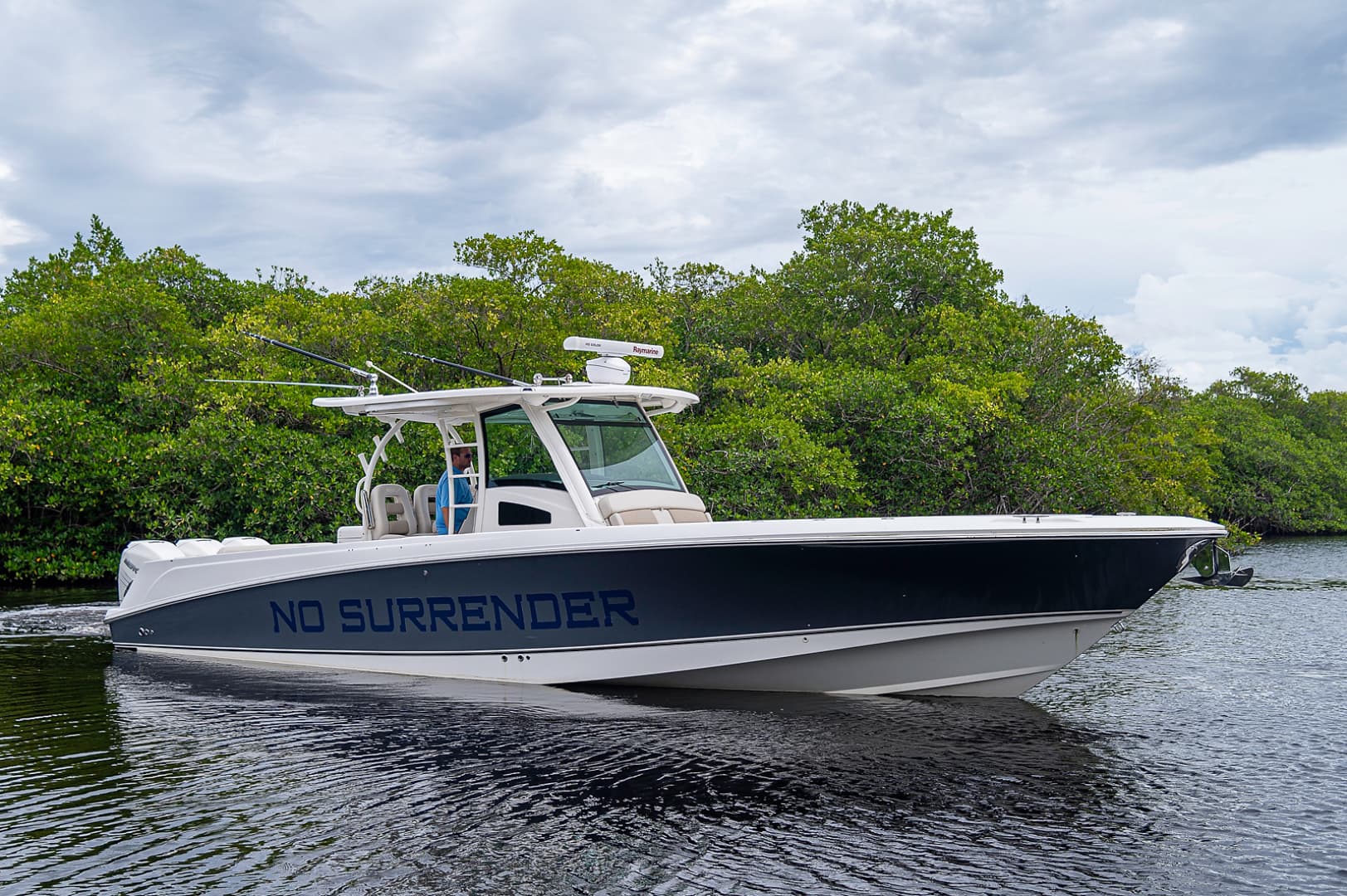 2017 Boston Whaler 370 Outrage — photo 13