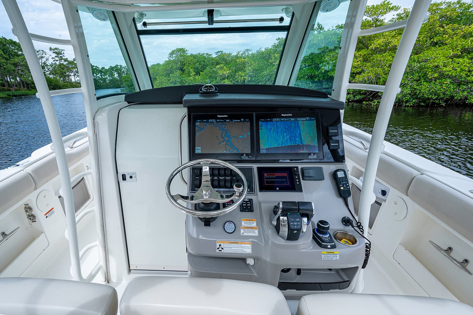 2017 Boston Whaler 370 Outrage — photo 29
