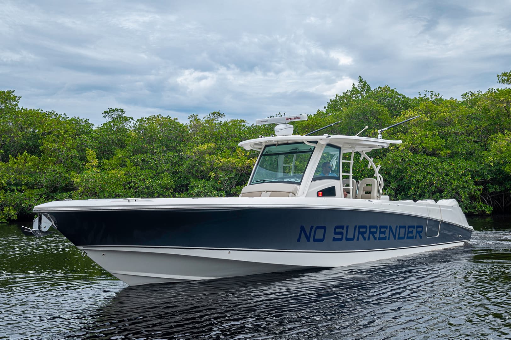 2017 Boston Whaler 370 Outrage — photo 10