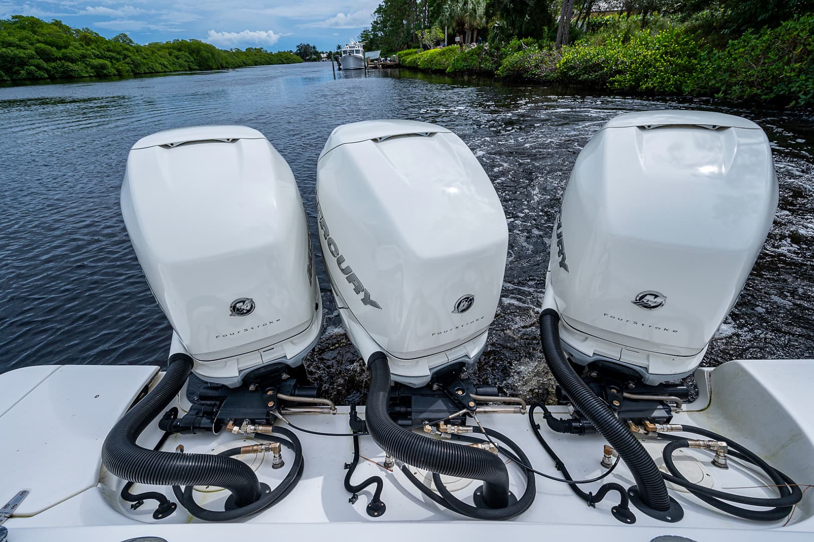 2017 Boston Whaler 370 Outrage — photo 51