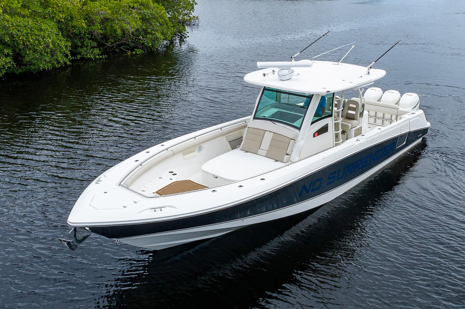 2017 Boston Whaler 370 Outrage — photo 2