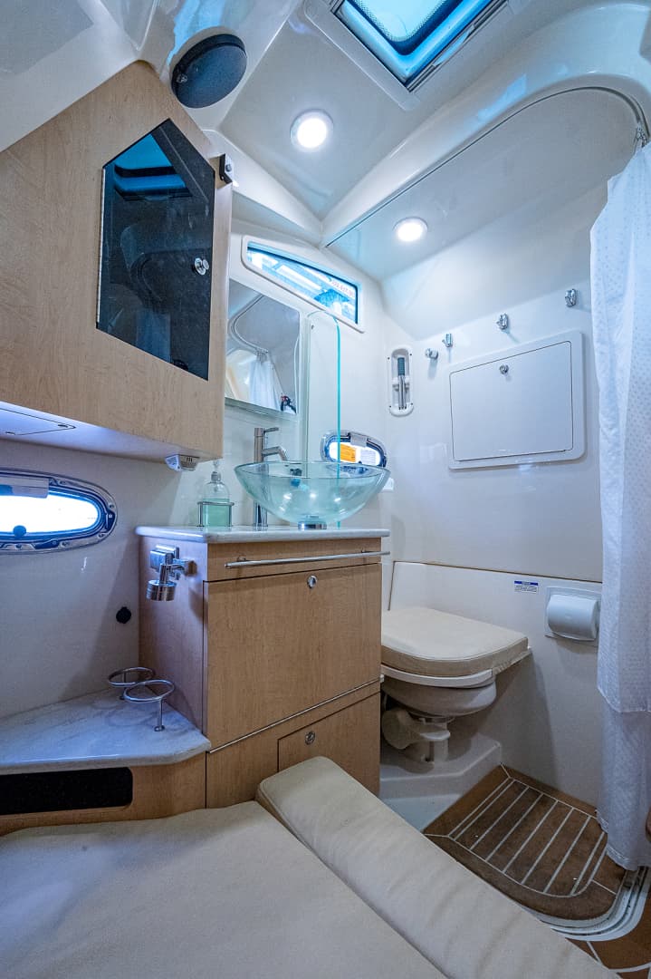 2017 Boston Whaler 370 Outrage — photo 47