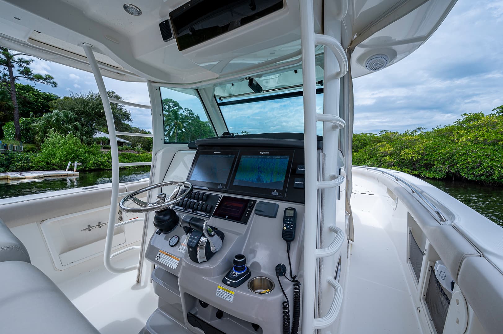 2017 Boston Whaler 370 Outrage — photo 30