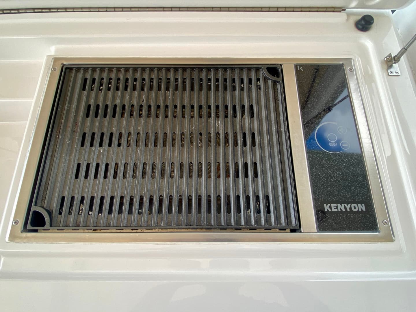 2018 Azimut Flybridge — photo 45