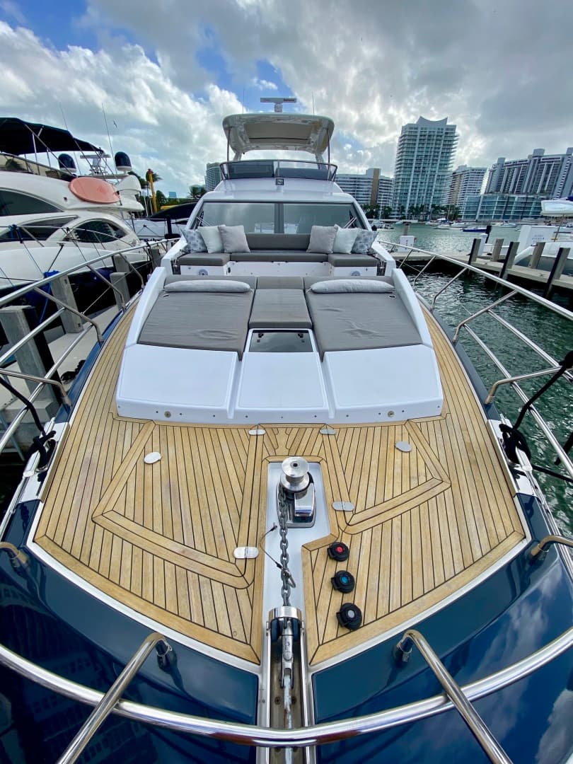 2018 Azimut Flybridge — photo 2