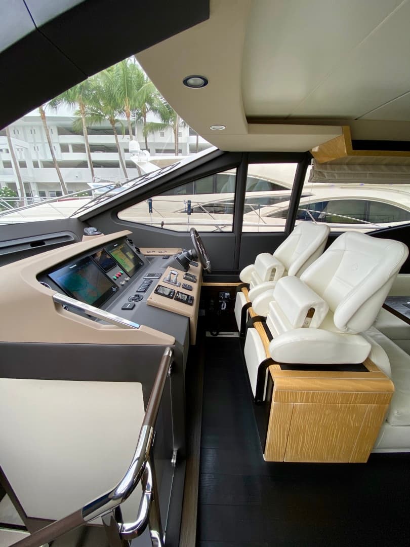 2018 Azimut Flybridge — photo 72