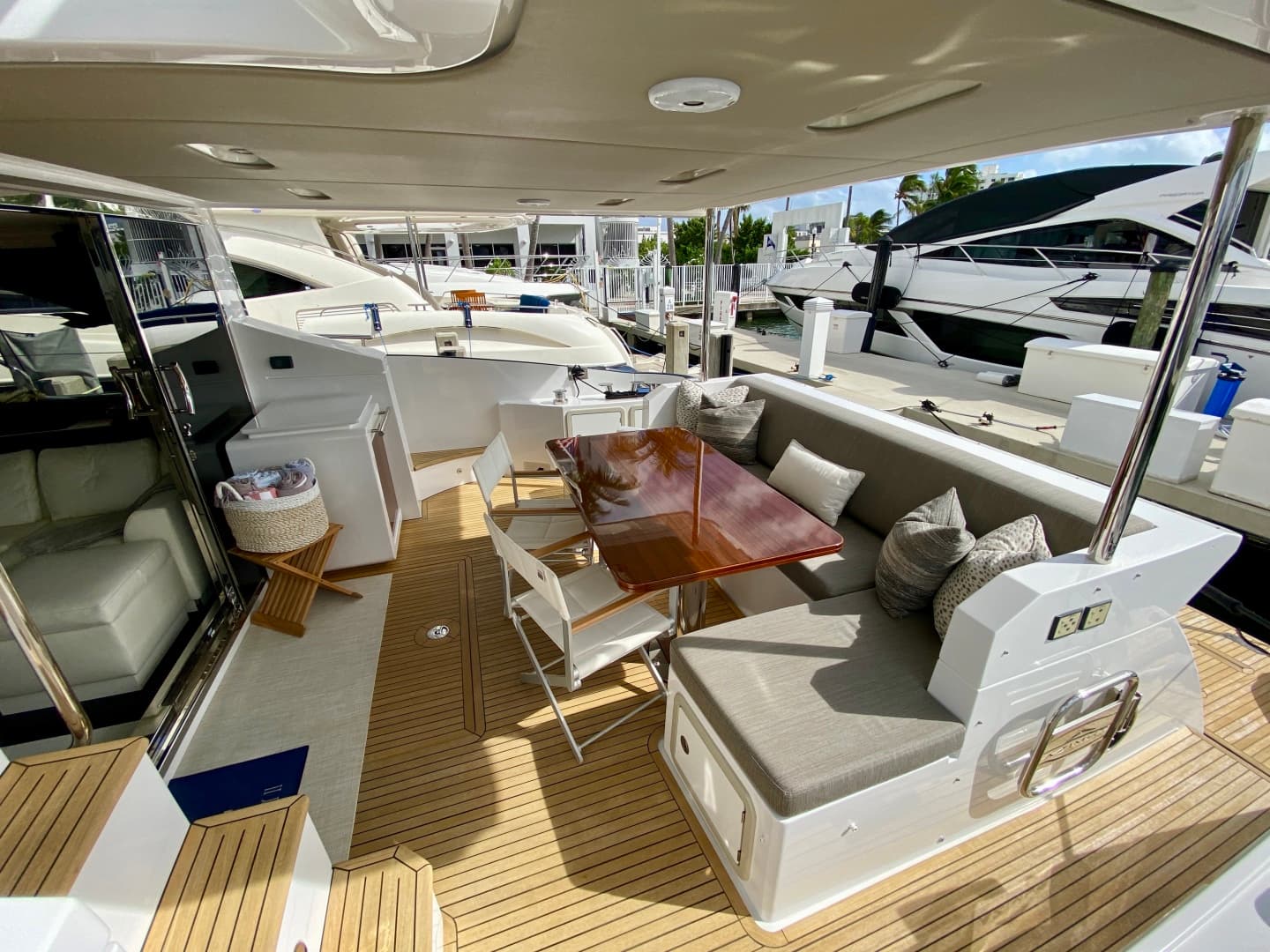 2018 Azimut Flybridge — photo 93