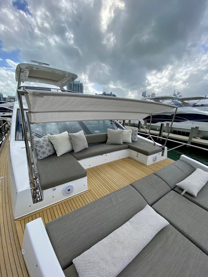 2018 Azimut Flybridge — photo 10