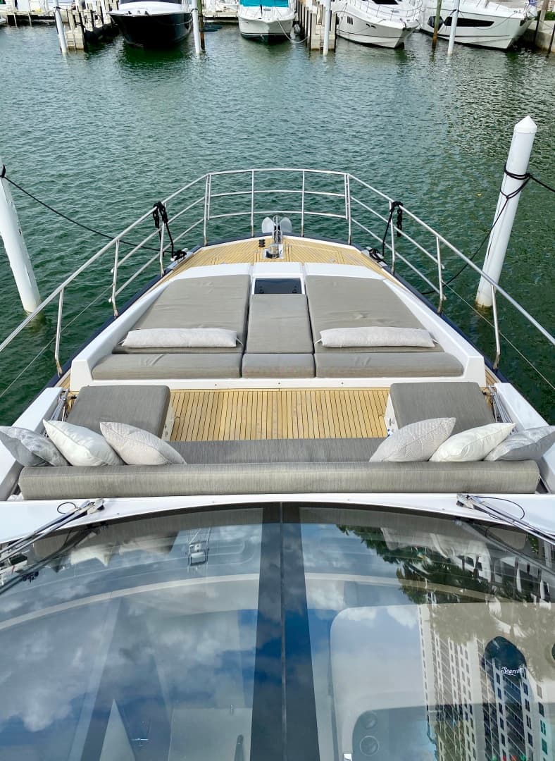 2018 Azimut Flybridge — photo 8