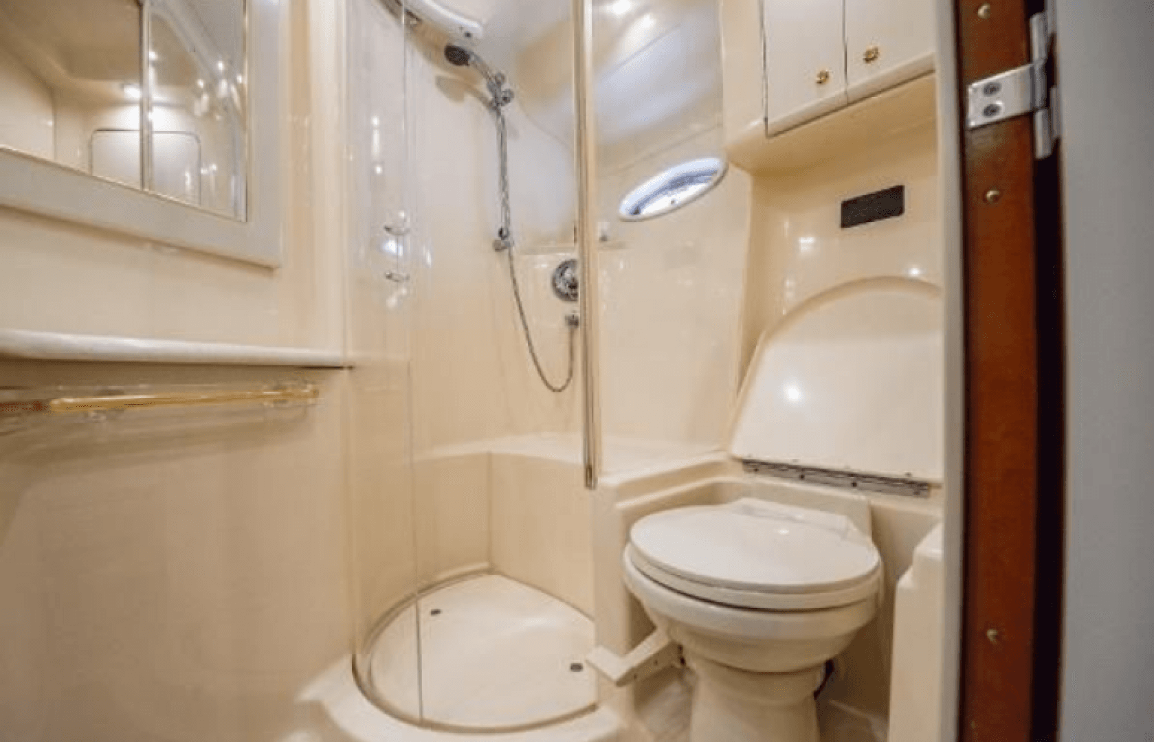 2000 Sea Ray 540 Sundancer — photo 26