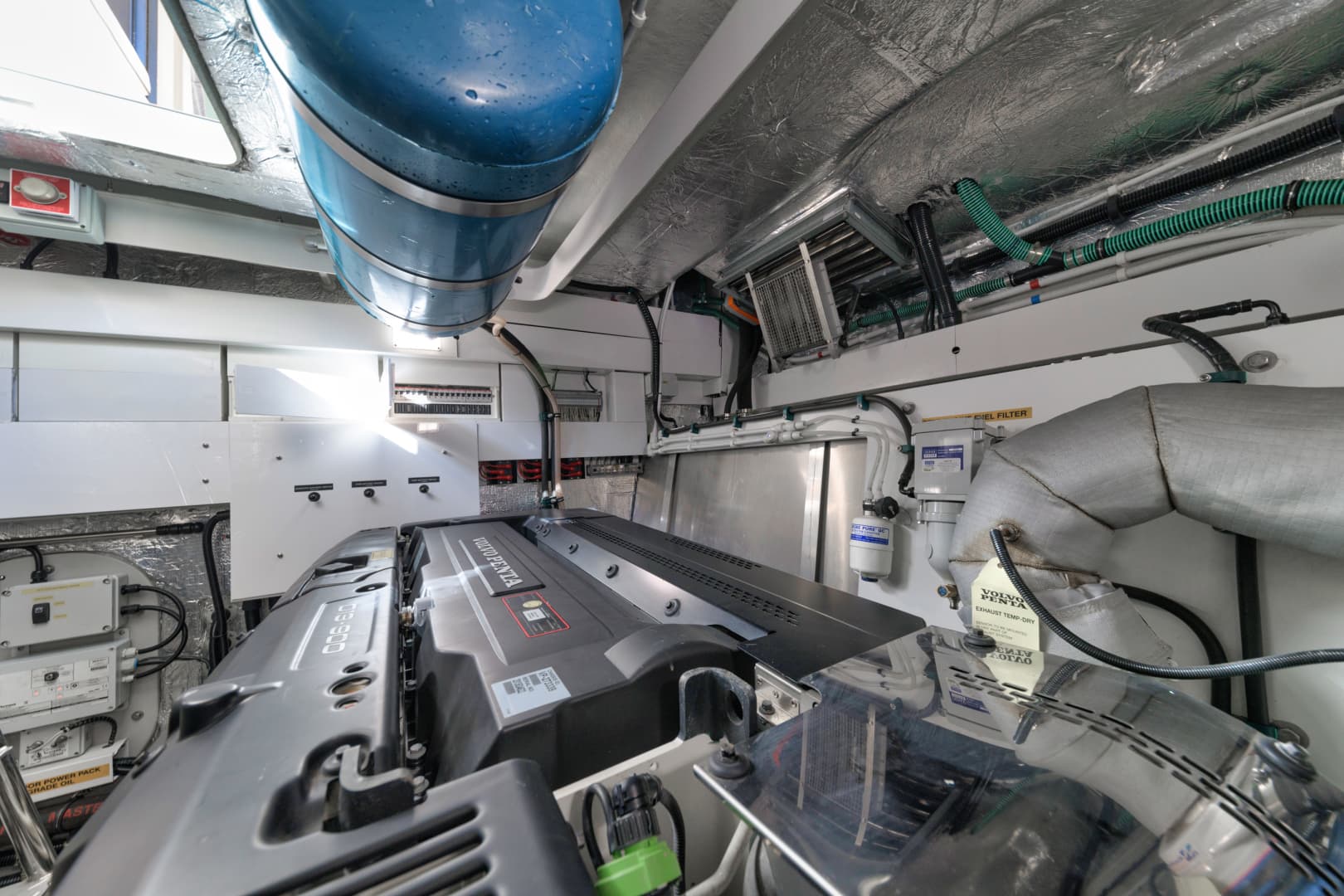 2017 Sunseeker Predator — photo 52