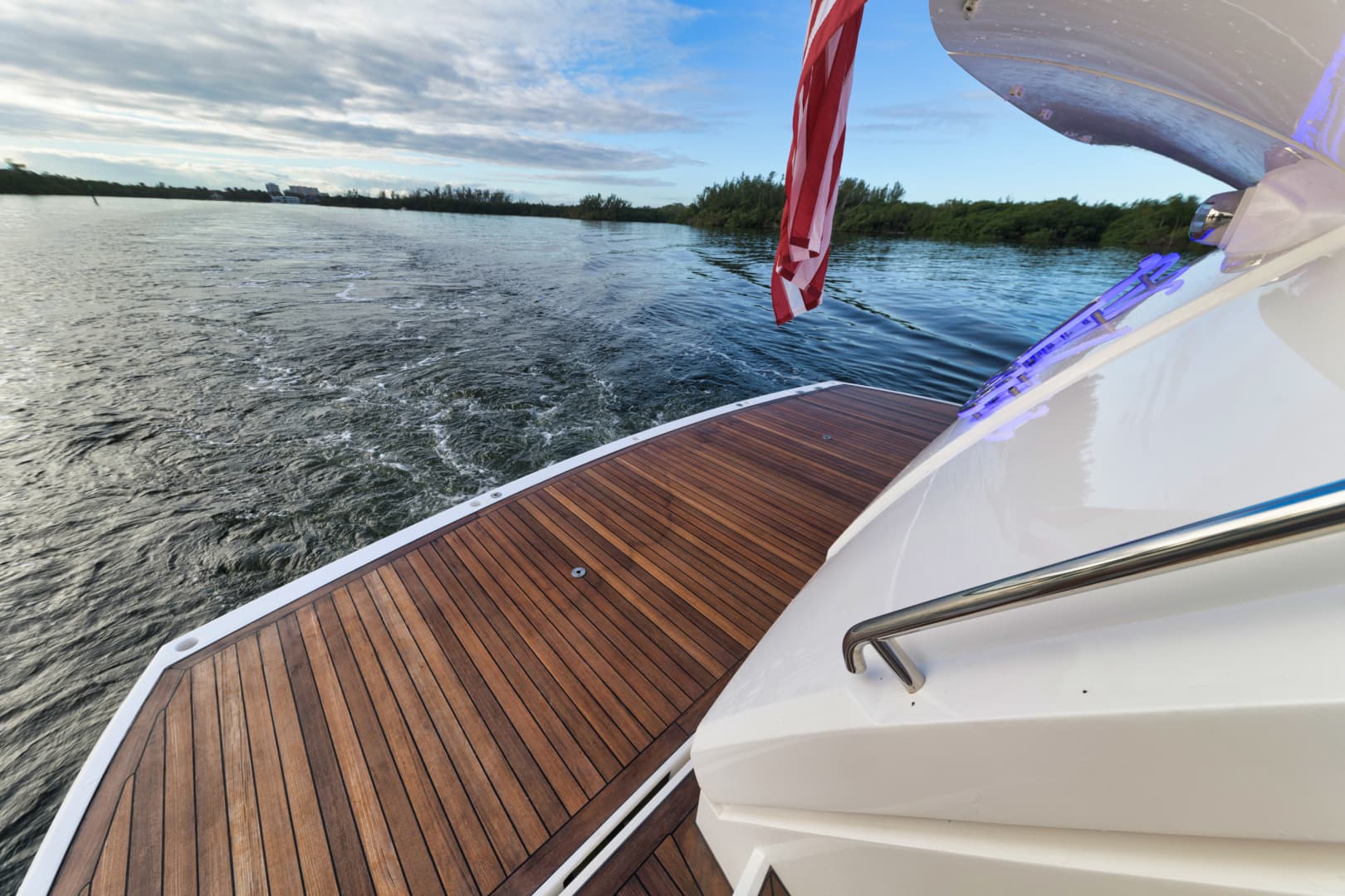 2017 Sunseeker Predator — photo 18