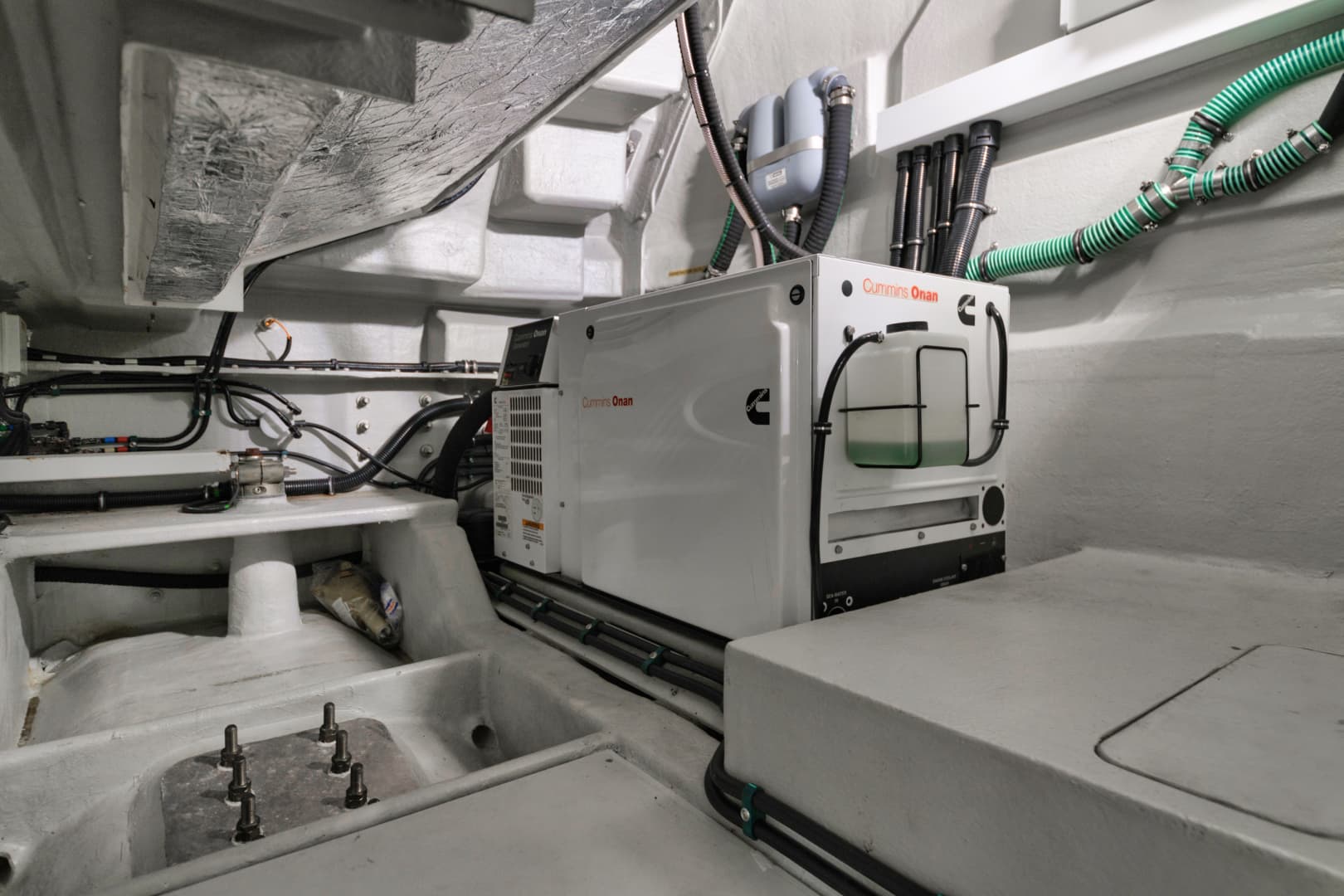 2017 Sunseeker Predator — photo 58