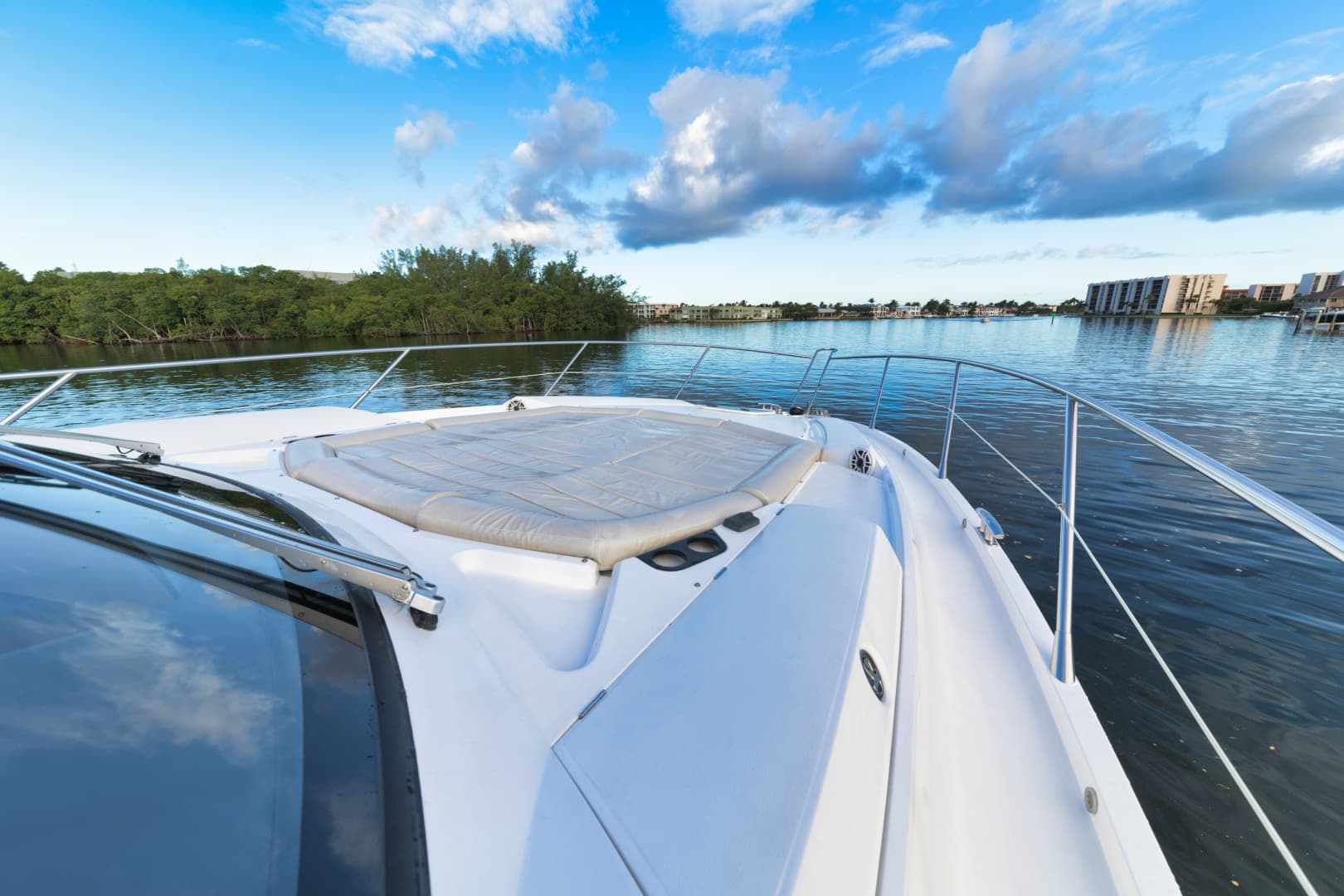 2017 Sunseeker Predator — photo 15