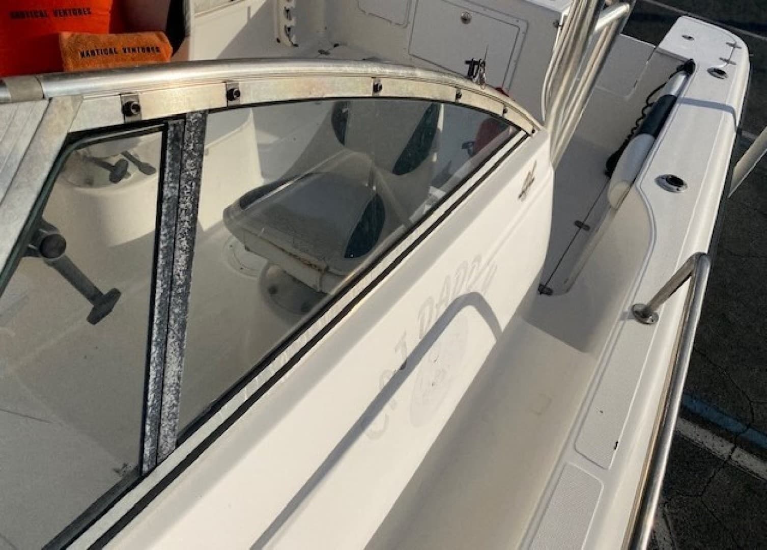 2001 Century 2300 Walkaround — photo 29