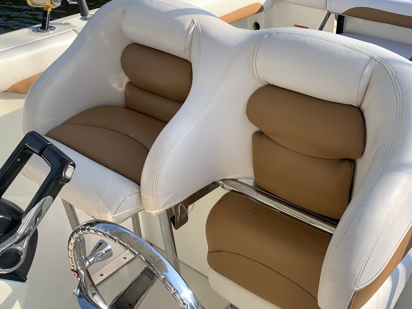 2008 Hydra-Sports 2900 CC — photo 16