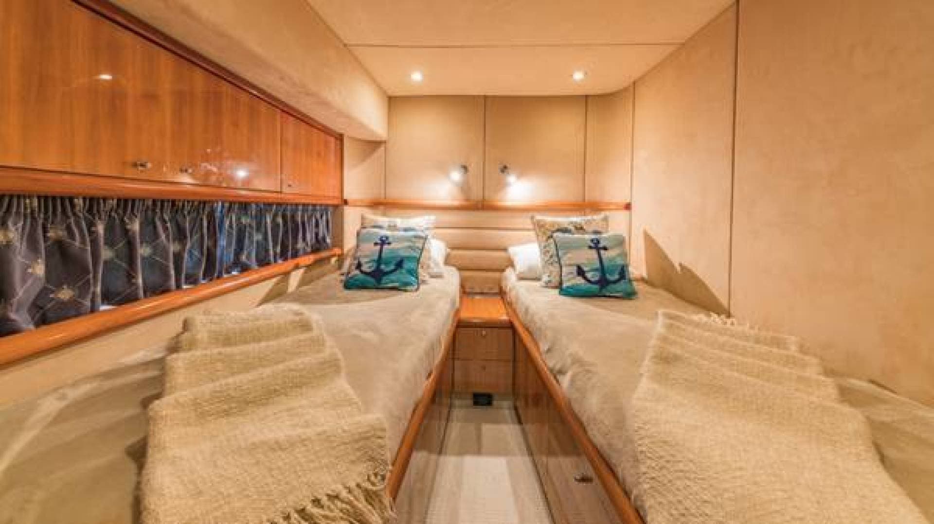 2004 Sunseeker Manhattan — photo 16