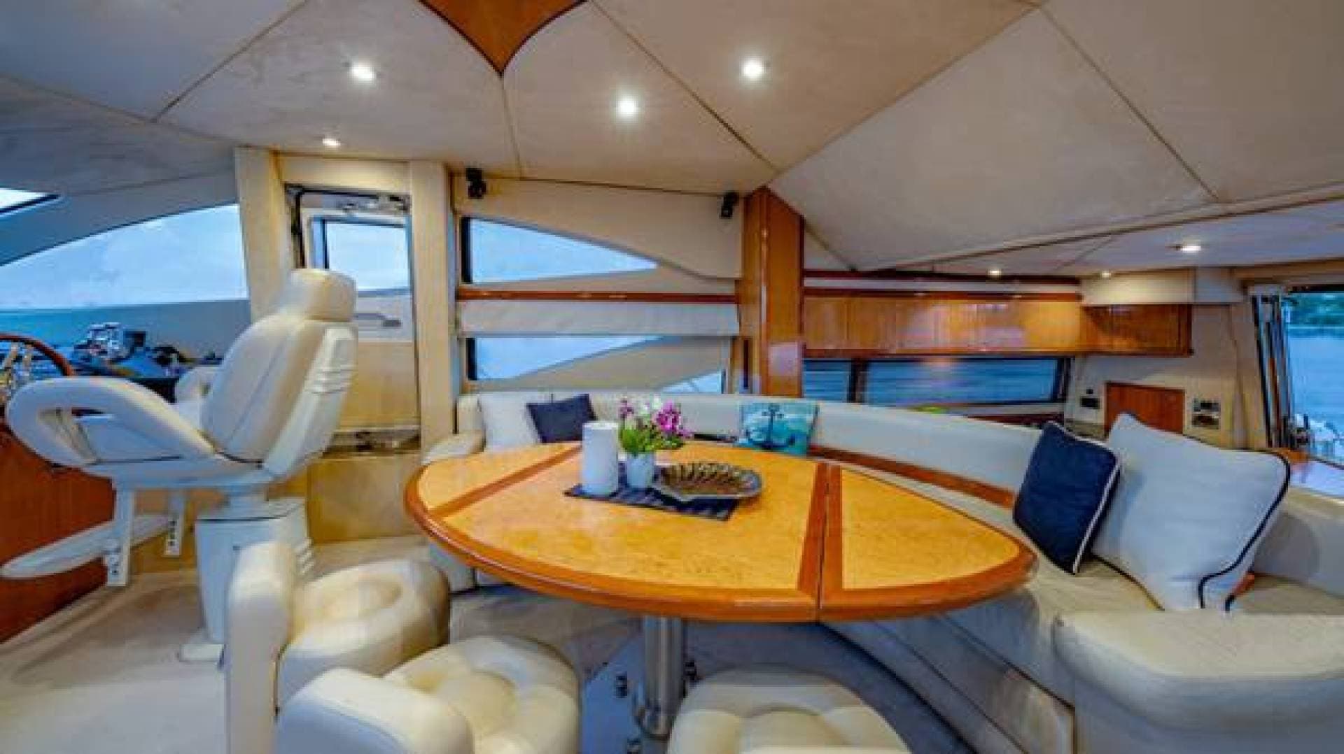 2004 Sunseeker Manhattan — photo 13