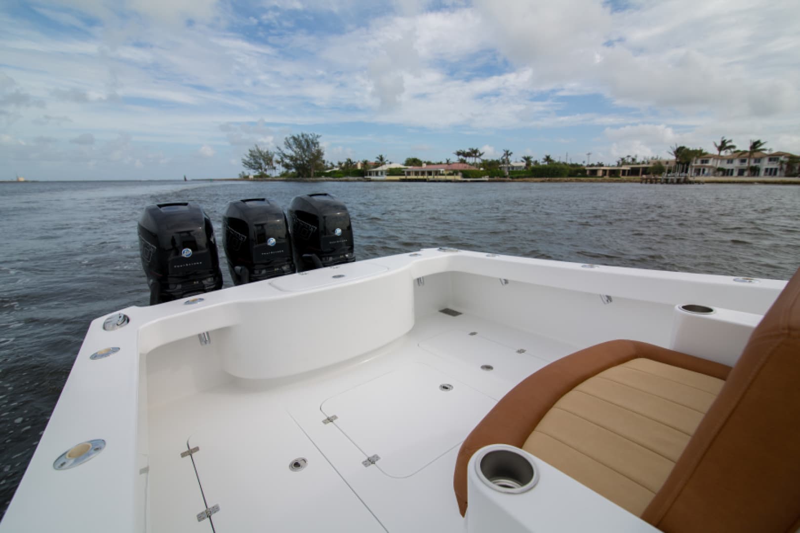 2022 Tribute Center Console — photo 18