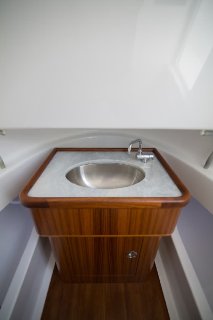 2022 Tribute Center Console — photo 16