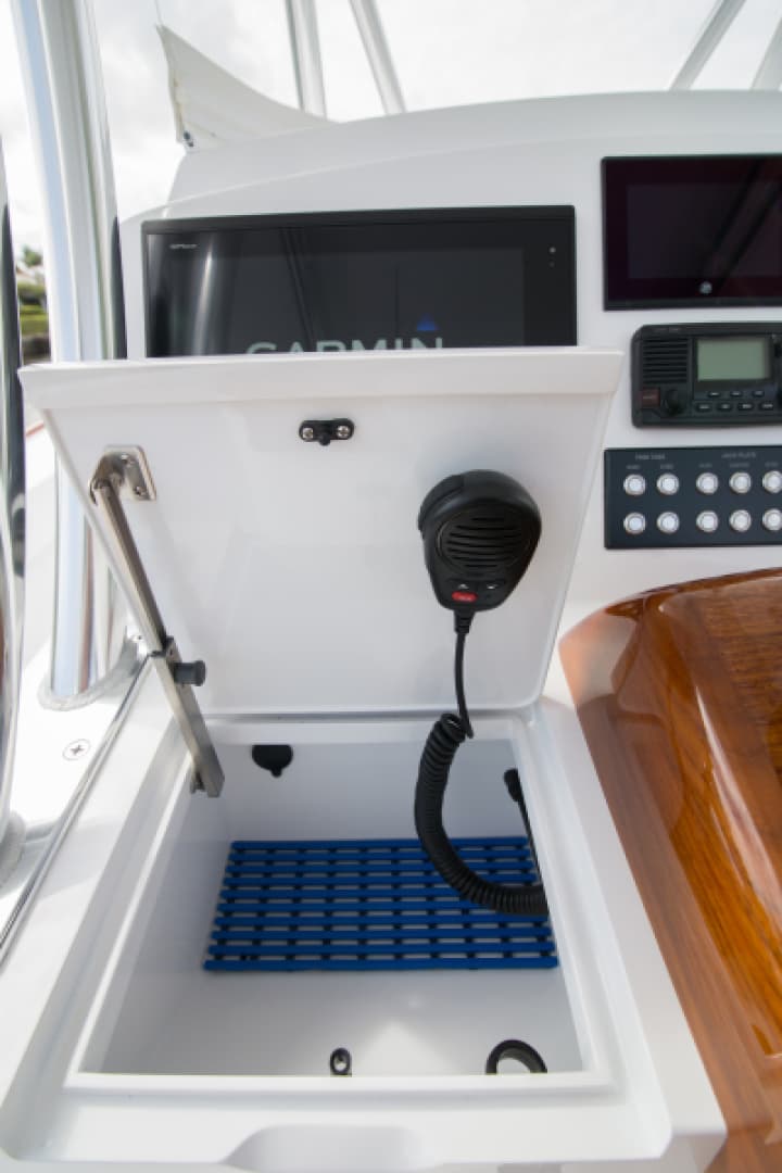 2022 Tribute Center Console — photo 4